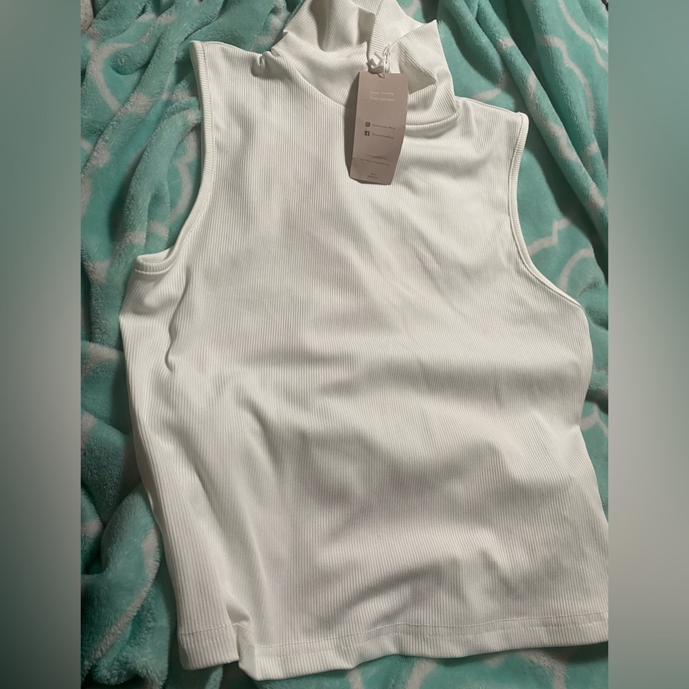 White shirt size large